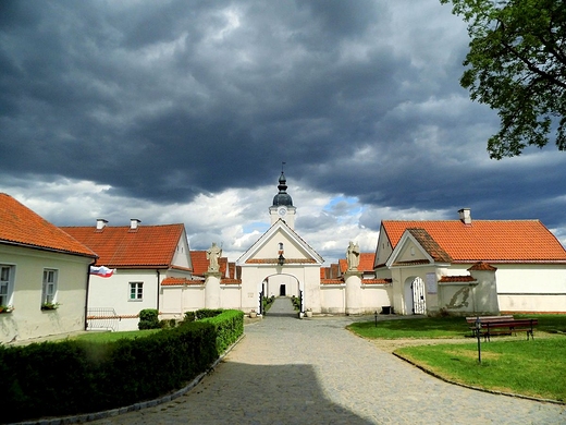 Pokamedulski zesp klasztorny