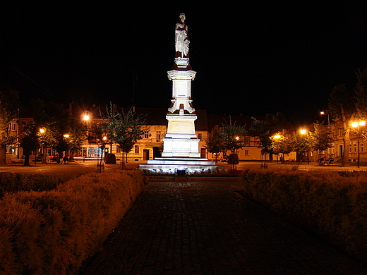 Mieszkowice rynek noc, Pomnik Mieszka I