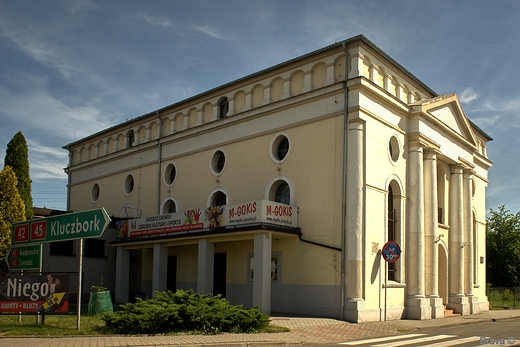 Zabytkowa synagoga w Praszce