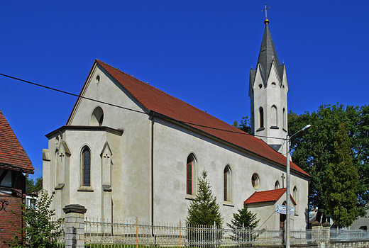 Krapkowice - dawny kościół poewangelicki pw. Miłosierdzia Bożego