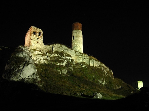 Zamek Olsztyn noc