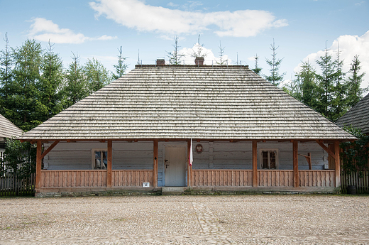 Na rynku w skansenie