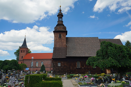 Kościół drewniany pw.św. Walentego w Dobrodzieniu-1630r.