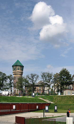 Katowice-Strefa Kultury. Wiea cinie dawnej KWK Katowice