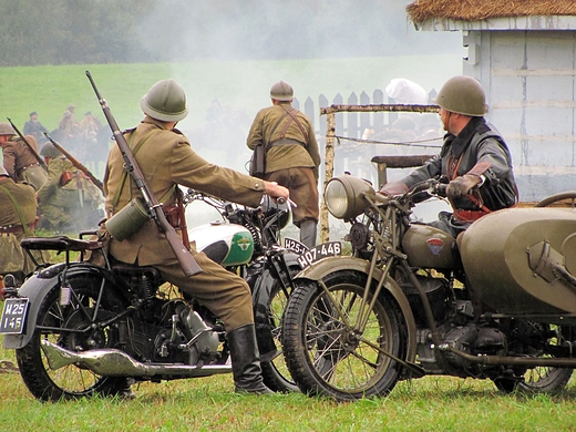 Rekonstrukcja bitew pod Tomaszowem Lubelskim w 1939 r