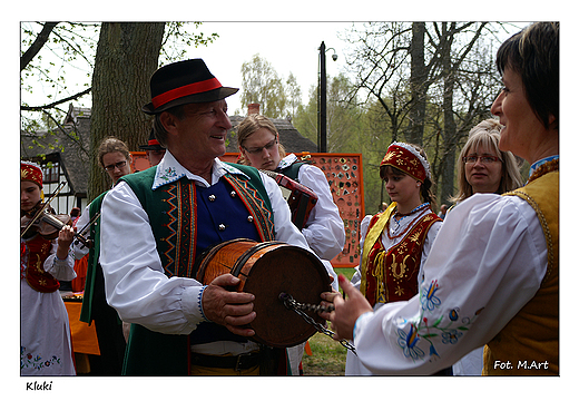 Kluki - Czarne Wesele w skansenie w Klukach