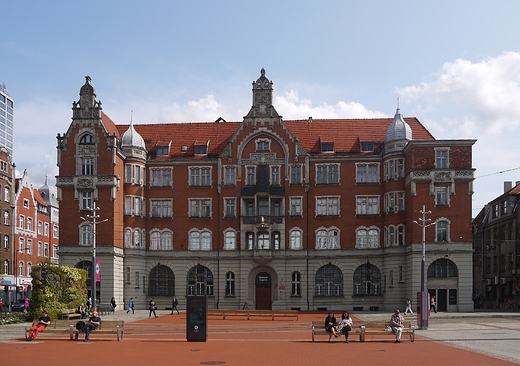 Katowice. Budynek Muzeum lskiego.