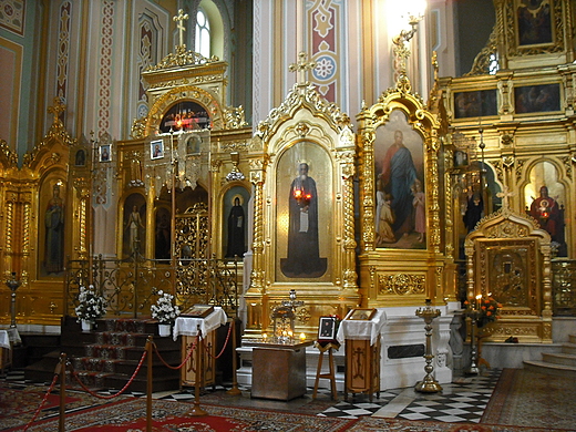 Warszawska Praga. Boczny otarz Matki Boskiej Poczajowskiej w cerkwi pw. w. Marii Magdaleny.