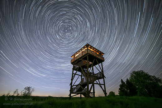 Startrails wieża