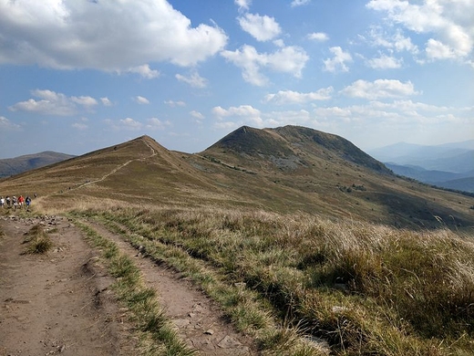 Spojrzenie z Szerokiego Wierchu na Tarnic