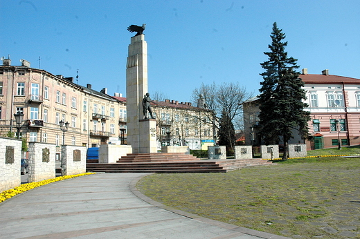 Przemyl plac i pomnik Orlt Przemyskich