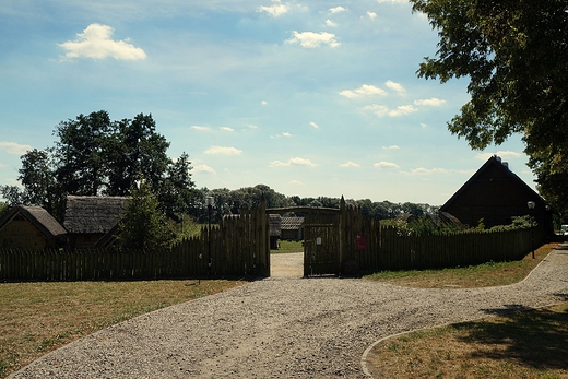 Rezerwat Archeologiczny  Grd Piastowski w Gieczu