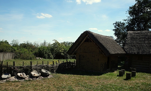 Rezerwat Archeologiczny  Grd Piastowski w Gieczu