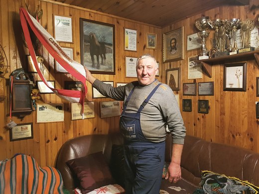 W Cieuszkach kady odzyska wiar w drugiego czowieka. Kraina Otwartych Okiennic