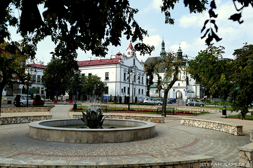 Rynek , ratusz i koci pw.Ducha  witego w abnie