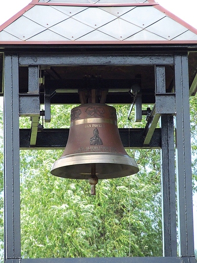 Dzwon w przykocielnej sygnaturki