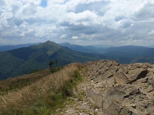 Widok z grani nad Chatk Puchatka