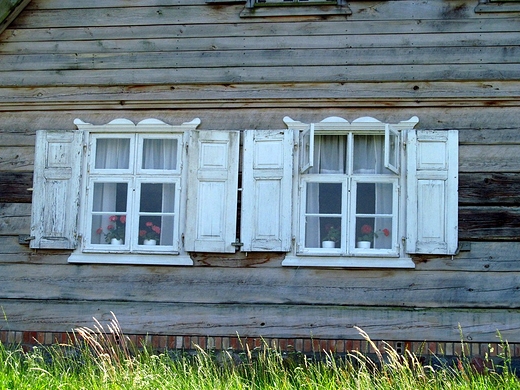 Okiennice w oknach