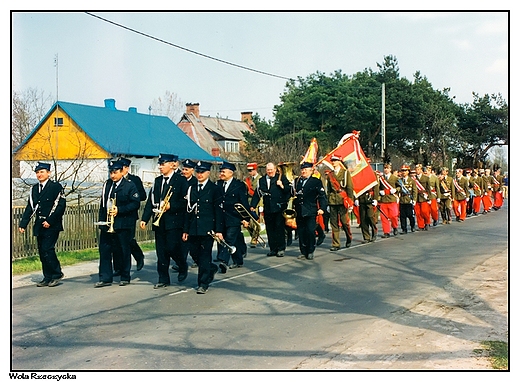 Wola Rzeczycka - podajcy do kocioa oddzia Turkw Wielkanocnych  (skan)