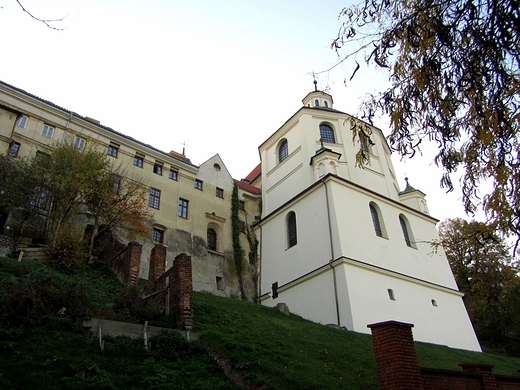 Klasztor i bazylika dominikanw na staromiejskiej skarpie
