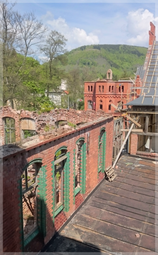 Widoki z wiey dawnego sanatorium