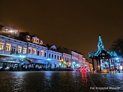 Rzeszowski rynek nocn por