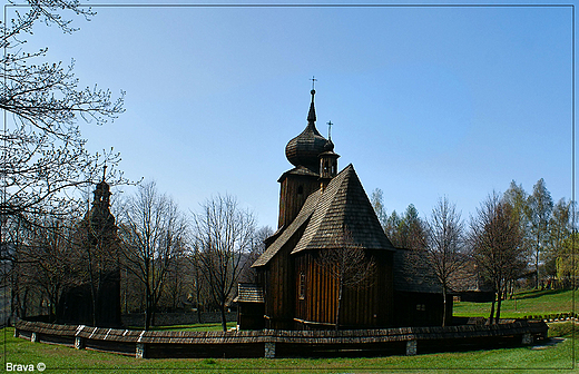 Skansen w Wygiezowie - koci z Ryczowa - widok oglny z dzwonnic