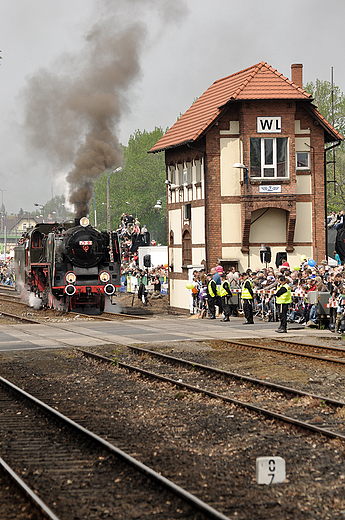 Parada 2010 rozpoczynaa si przy wolsztyskiej nastawni