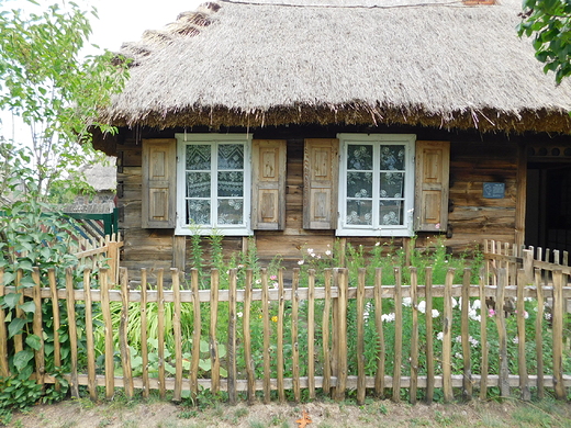 Skansen w Maurzycach