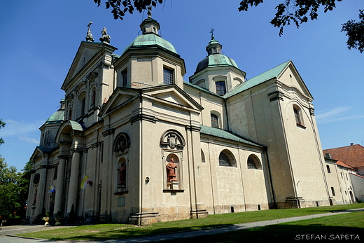 Sanktuarium Matki Boej witorodzinnej w Studziannie.