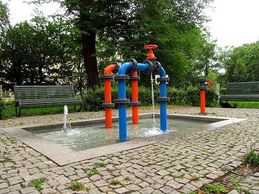 Jedna z fontann w parku