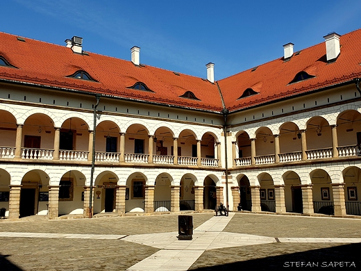Zamek Krlewski w Niepoomicach