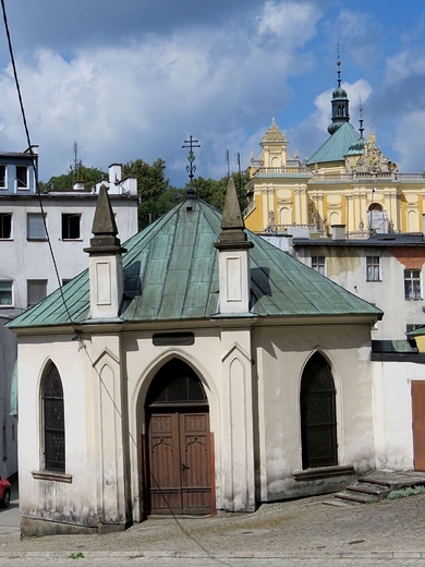 Sacrum w przestrzeni miejskiej, czyli sanktuarium na ulicach miasta