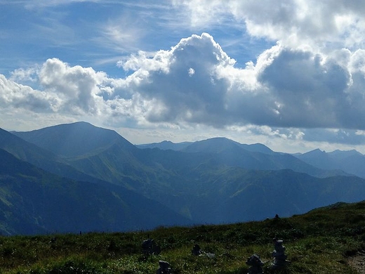 Widok z Krzesanicy na Tatry Zachodnie