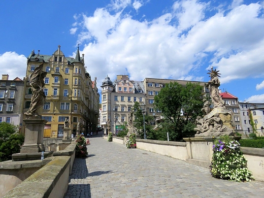 Gotycki most na Młynówce - duma miasta zwanego małą Pragą