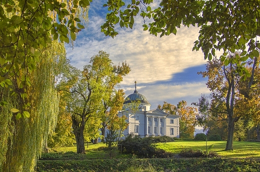 Lubostro park i paac.