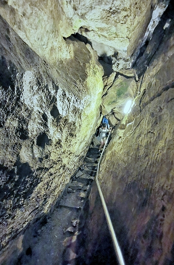 Jaskinia Mroźna.