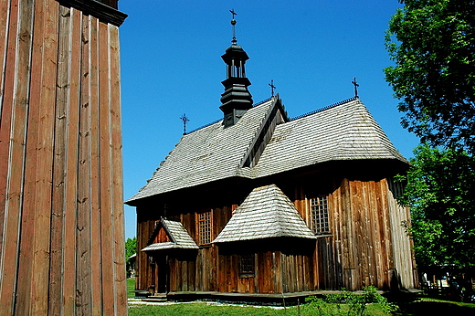 Tokarnia skansen - kościół z Rogowa