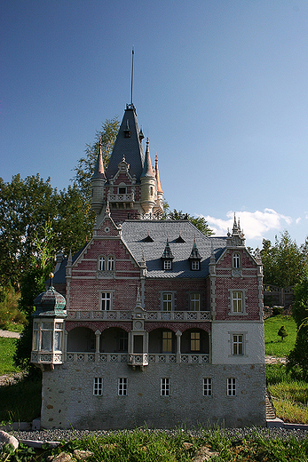 Park Miniatur Zabytków Dolnego Śląska - Pałac w Bobrowie