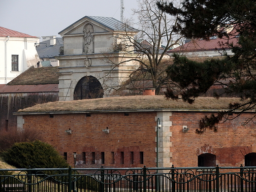 zamojska starwka od strony parku. Stara Brama Lubelska