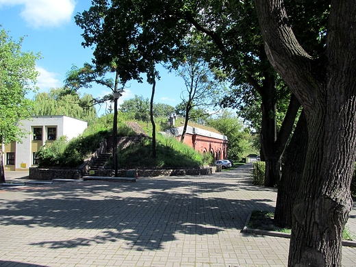 Muzeum i koszary