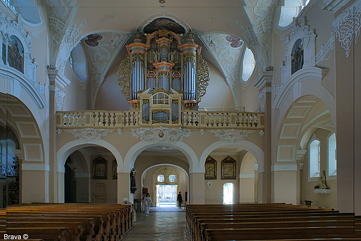 Koci pw.w.Wawrzyca w Strzelcach Opolskich - widok na chr