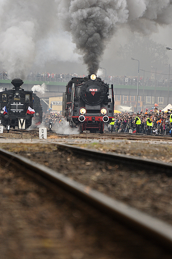 Parowz Pm36-2 z Wolsztyna i czeska Matylda. Dni Pary 2010