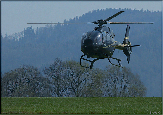 Eurocopter EC-120B Colibri nad Aleksandrowicami