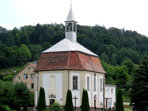 XVIII-wieczny koci ewangelicki, obecnie rzymskokatolicki