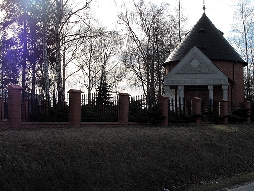 Cmentarz i kaplica