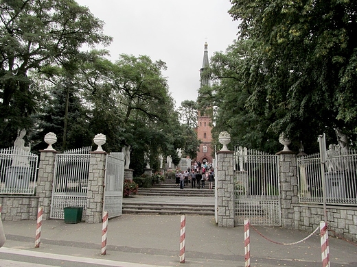 Brama główna do św. Doroty