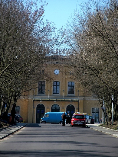 Gwne wejcie na dworzec