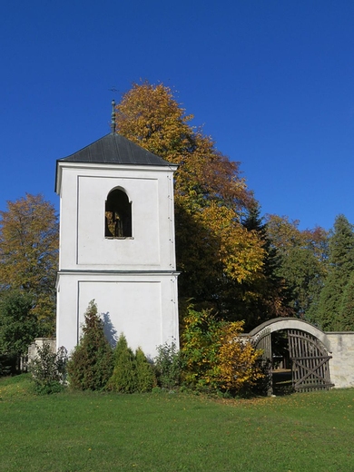 Dzwonnica przy kościele św. Jana Chrzciciela