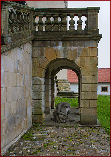 Nowy Winicz - zamek z II poowy XIV wieku